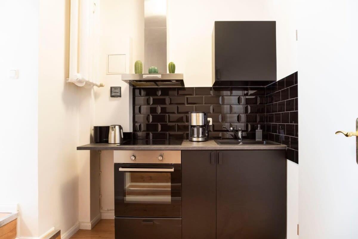 Spacious Loft Style Studio In Berlin Wilmersdorf Eksteriør billede